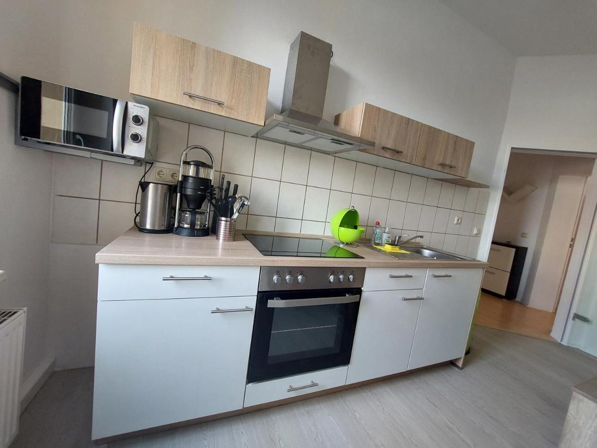 Schoene Zwei-Zimmer-Wohnung "W2" Mit 4 Einzelbetten Und Wlan In Zwenkau Bei Leipzig Im Neuseenland Extérieur photo